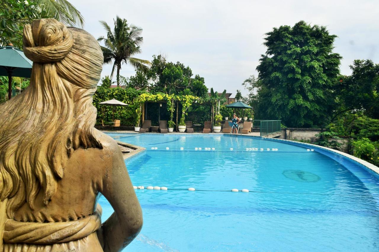 Hotel Deli River&Restaurant Omlandia Medan Esterno foto