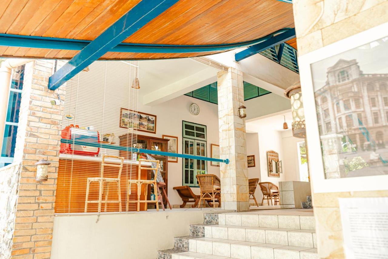 Hotel Deli River&Restaurant Omlandia Medan Esterno foto