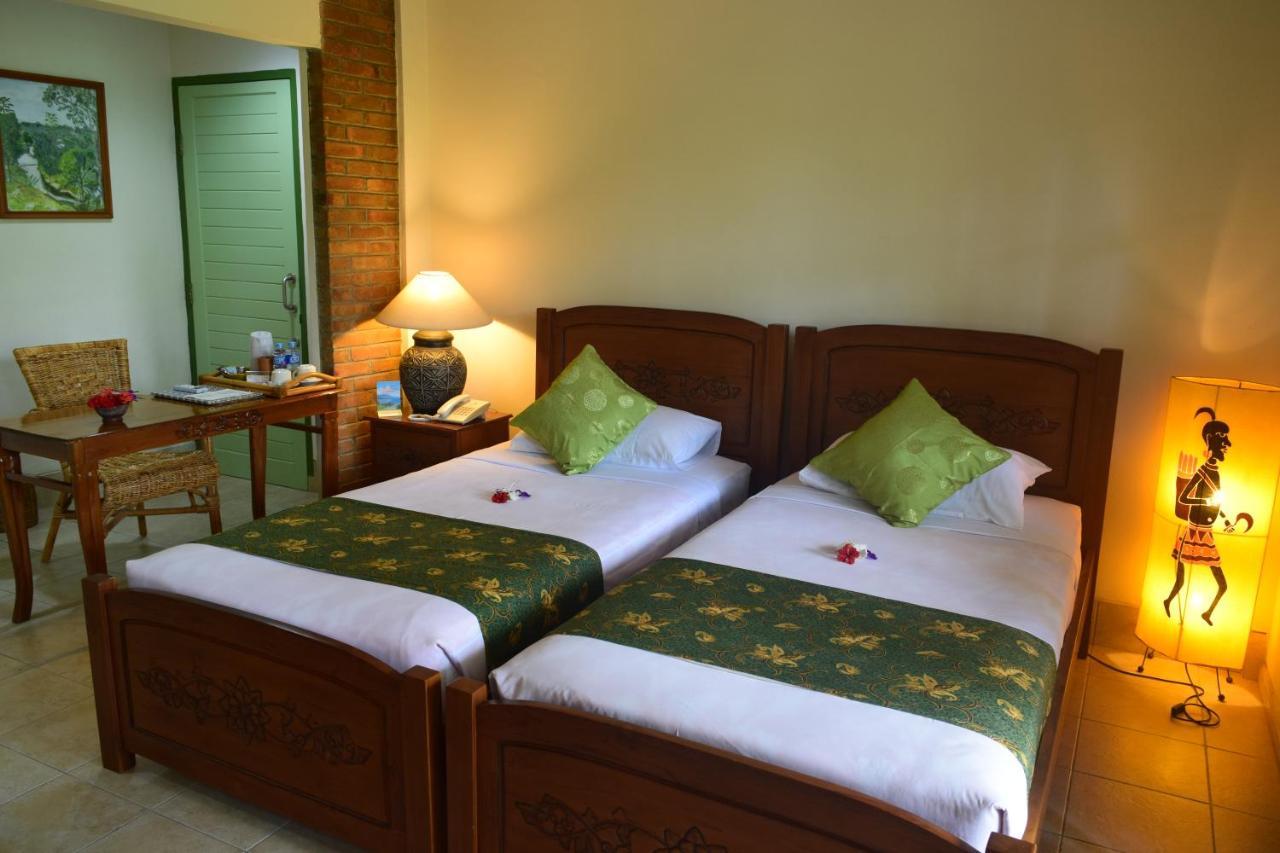Hotel Deli River&Restaurant Omlandia Medan Esterno foto