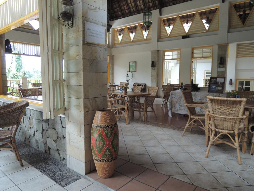 Hotel Deli River&Restaurant Omlandia Medan Esterno foto